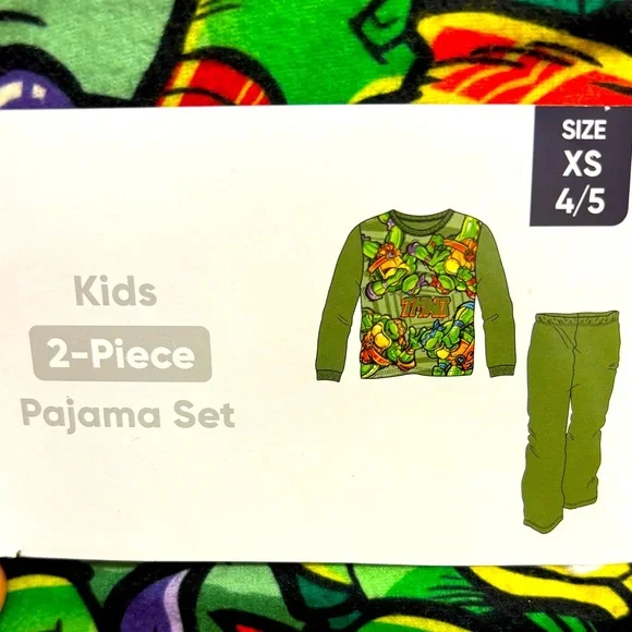 NWT Kids TMNT Size 4/5 Long Sleeved Soft Pajama Set - Picture 2 of 3